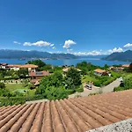 La Casa Delle Camelie