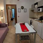 La Casa Delle Camelie *