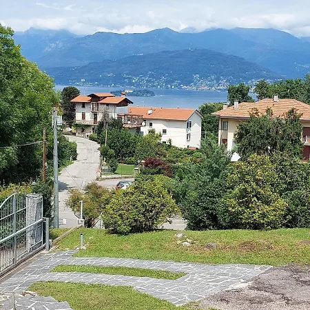 La Casa Delle Camelie Holiday home Stresa
