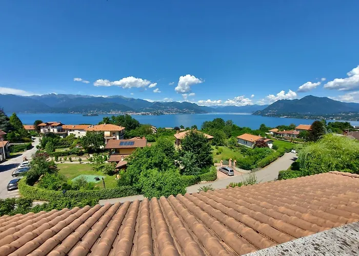 La Casa Delle Camelie