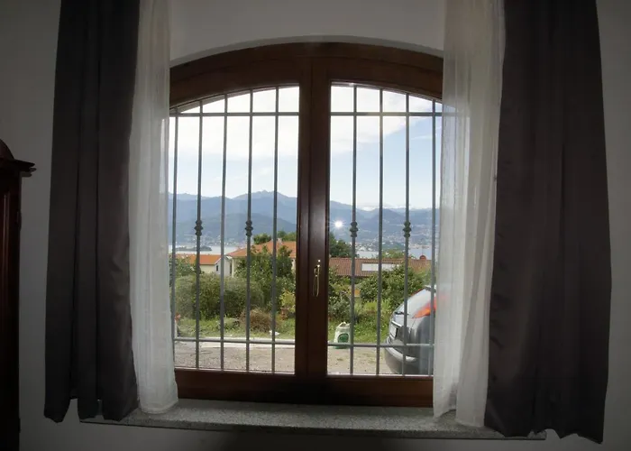 La Casa Delle Camelie בית נופש סטרסה